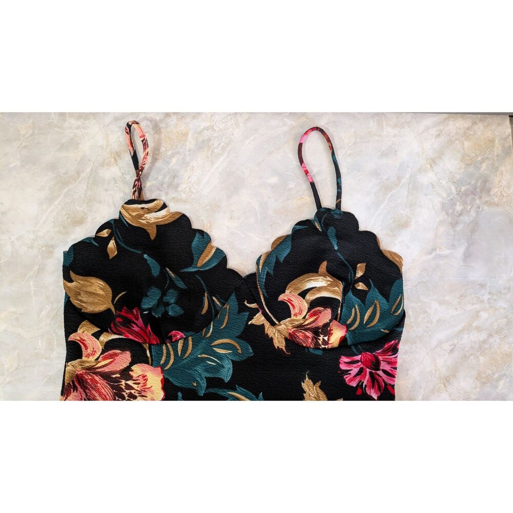 Shein floral spaghetti strap dress with scalloped décolletage L